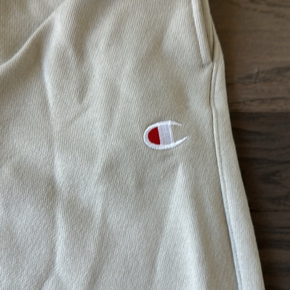 Champion-Men’s standard fit joggers-new with tags - Picture 2 of 9